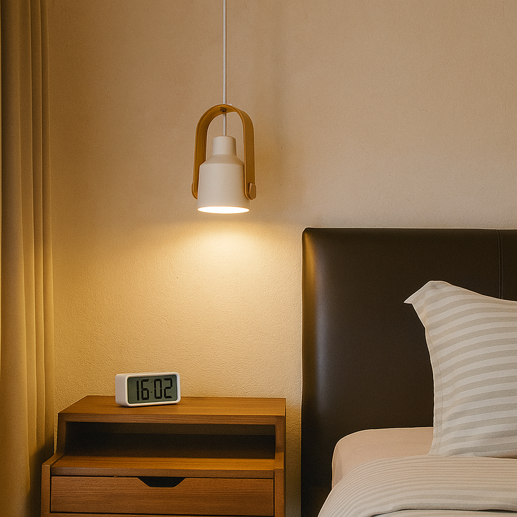 Lámpara Colgante de Madera y Metal | Estilo Escandinavo Natural