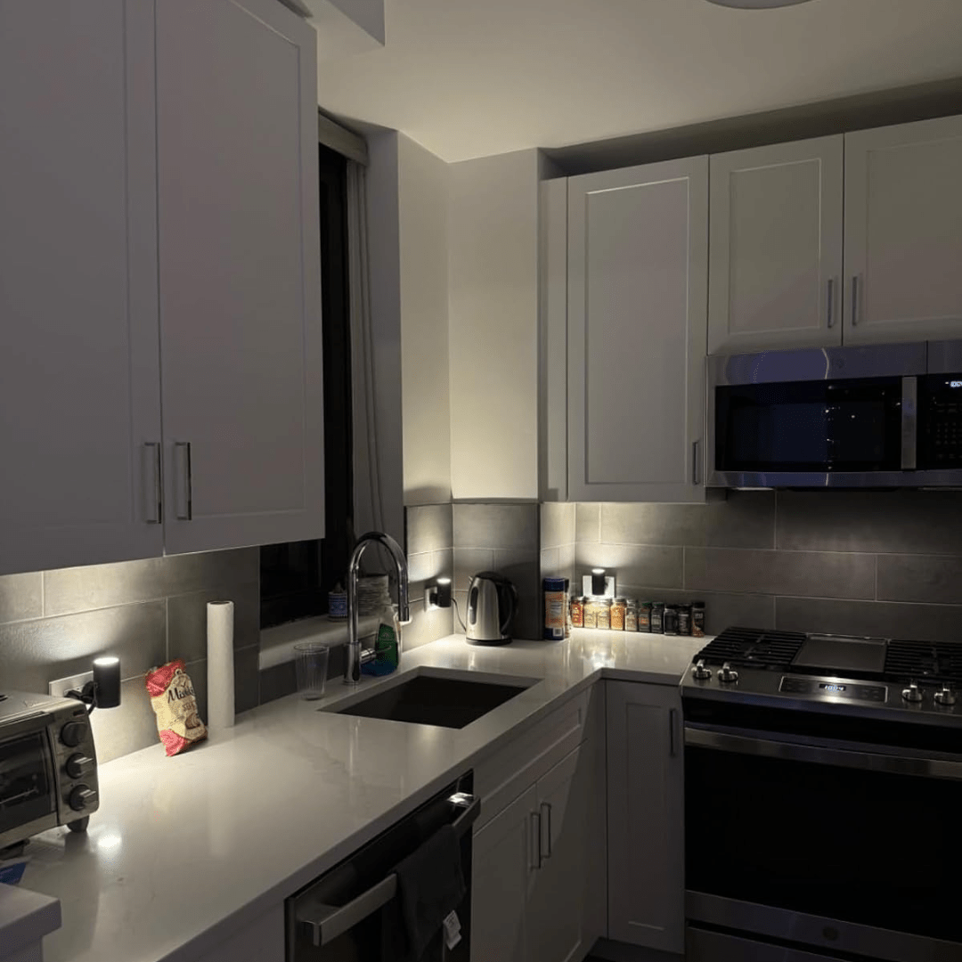 Lámpara LED Inalámbrica Elegante | Iluminación de Lujo