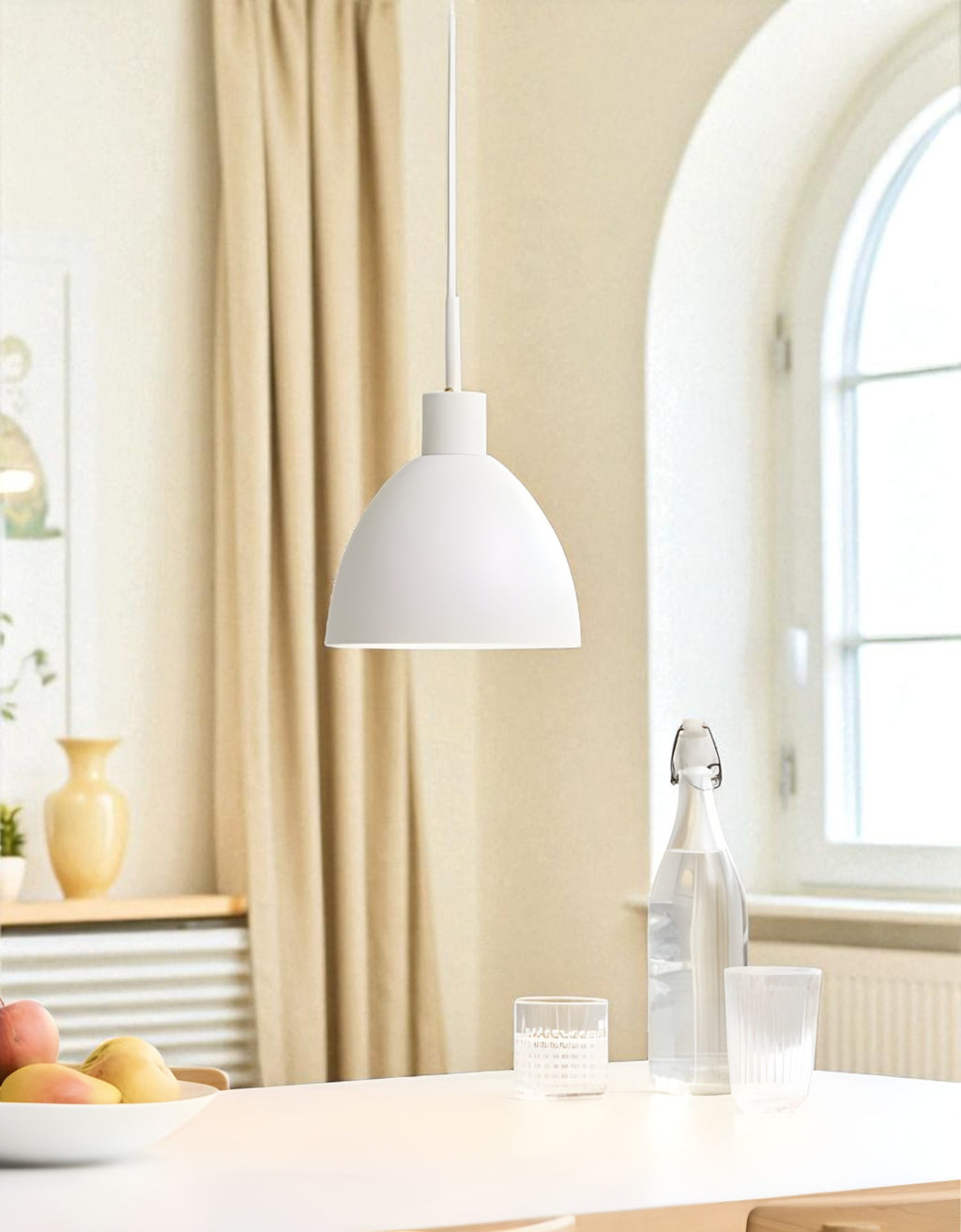Lámpara Colgante Cónica de Metal Blanco