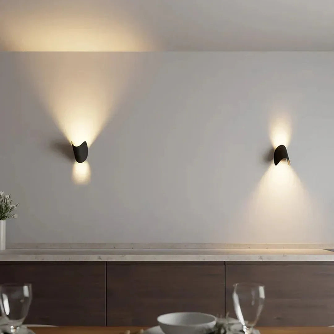 Adjustable Wall Lamp | Modern Design