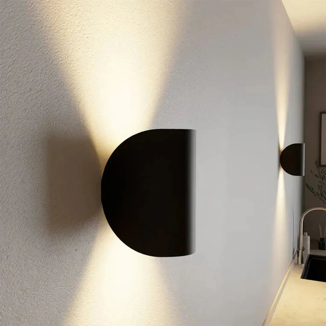 Adjustable Wall Lamp | Modern Design