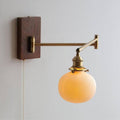 Keramik-Wandlampe mit Holzplatte | Skandinavisches Design