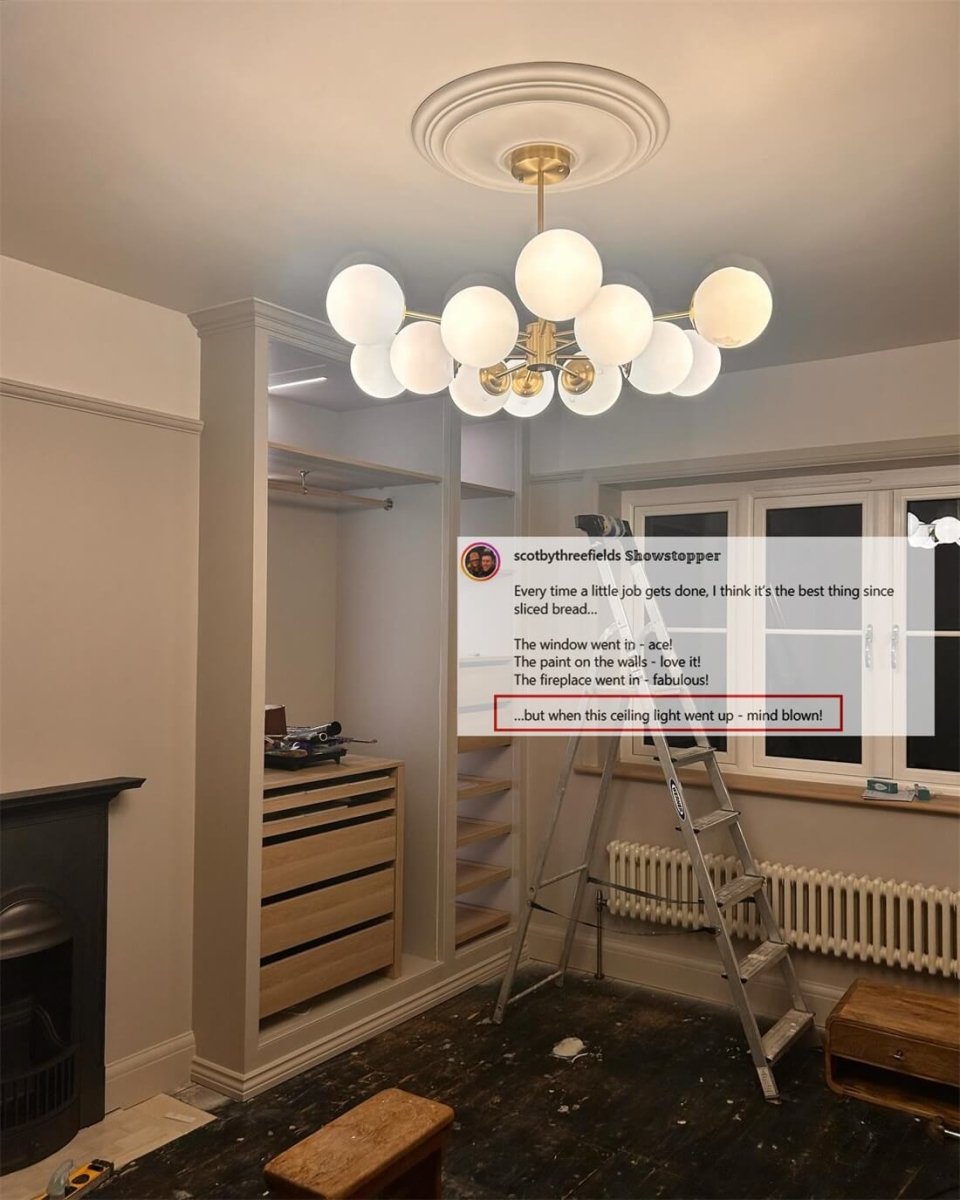 Sputnik-Kronleuchter aus opakem Glas mit zwei Ebenen und 12 Lichtern