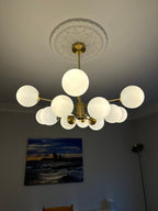 Sputnik-Kronleuchter aus opakem Glas mit zwei Ebenen und 12 Lichtern