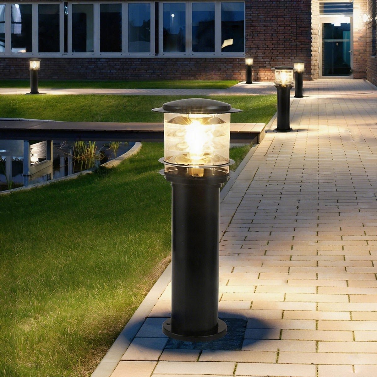 Iluminación de Paisaje Exterior LED en Cilindro Escalonado Impermeable